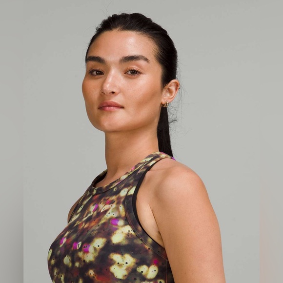 Lululemon Align Waist-Length Racerback Tank Top size 6 - Picture 5 of 7